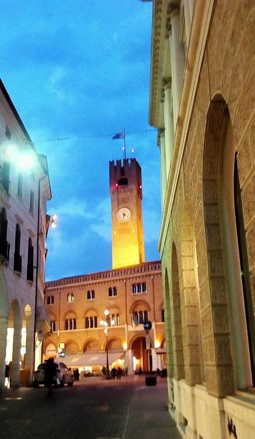 La Petite Maison Treviso Luaran gambar